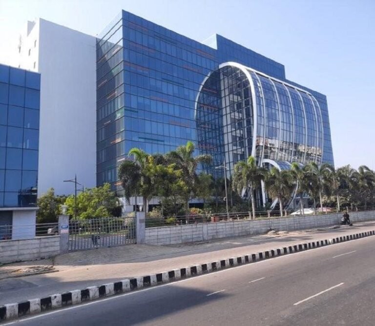 Solvedge Off Campus Drive 2022