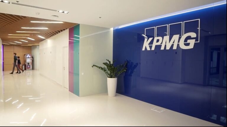 KPMG Off Campus Drive 2023